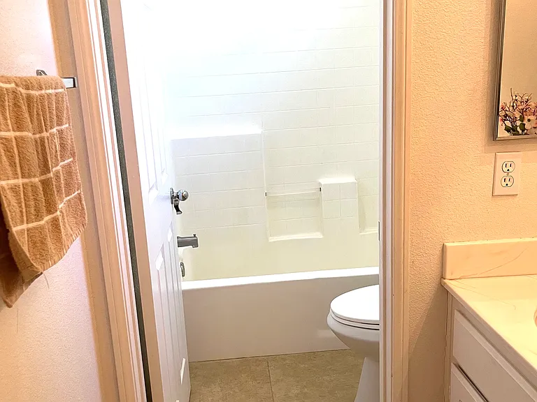 2953 Rivermount St — Photo 5