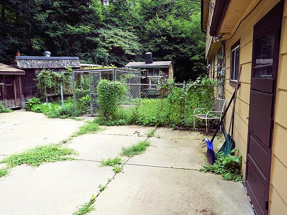 4th image of 9280 S 15th Ave