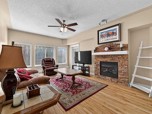 2nd image of 20 W Discovery Ridge Close SW #211