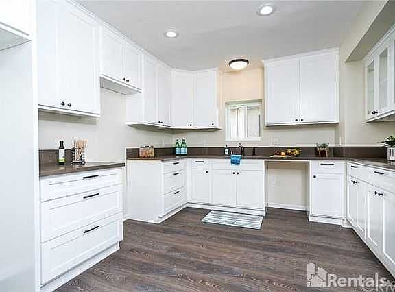 2nd image of 1449 W 94th St