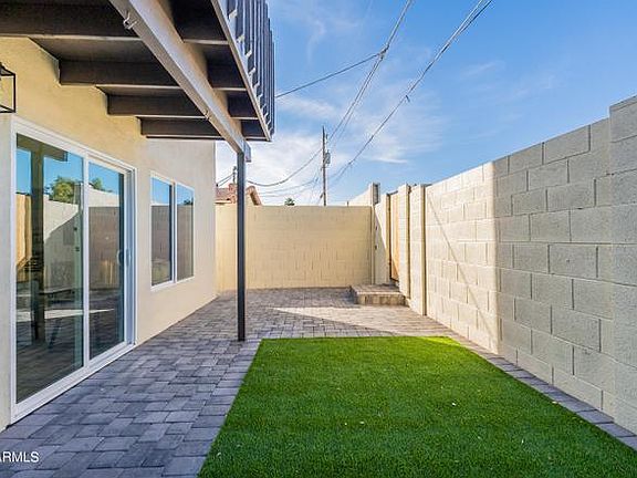 4th image of 938 W Mission Ln