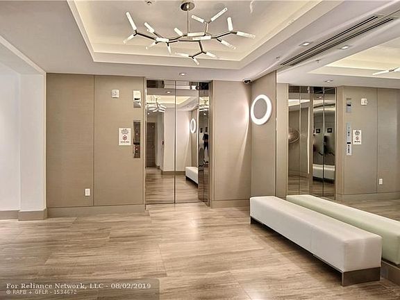 4th image of 353 Sunset Dr #301