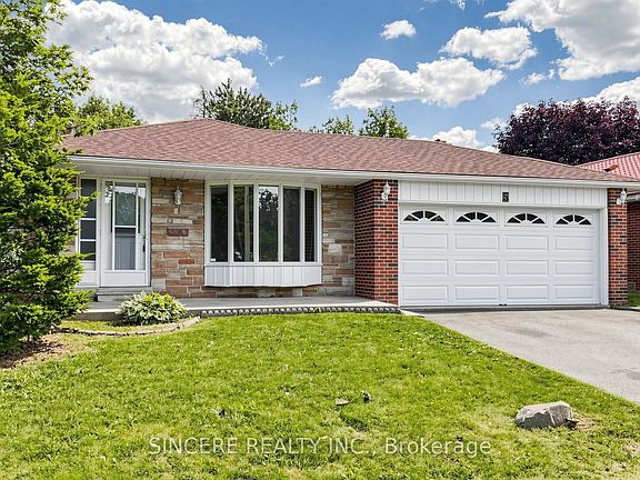 3rd image of 5 Glendower Cir