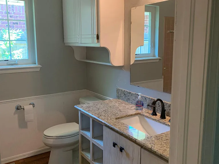 1828 Lanesboro Dr — Photo 15