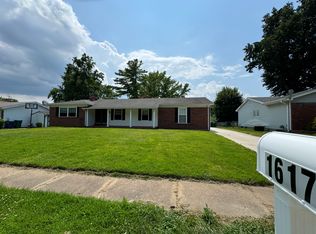 1617 Somerset Shire Dr, Florissant, MO