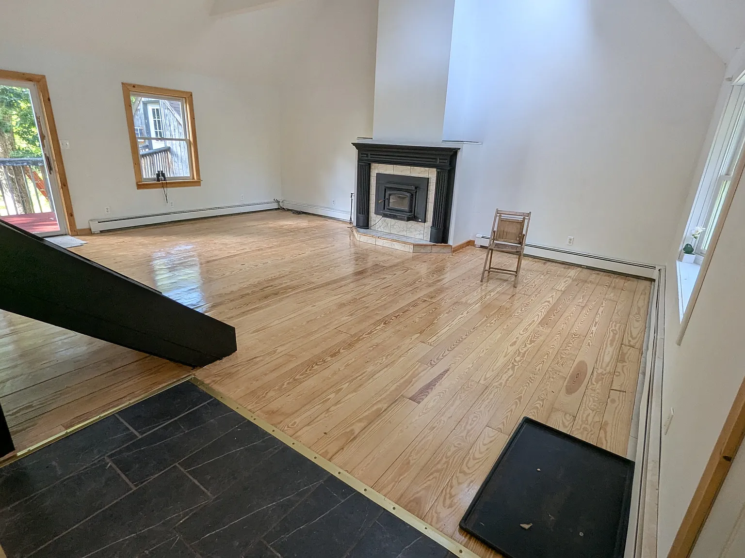 3 bed, 2600 sqft, $4,000 — Photo 3
