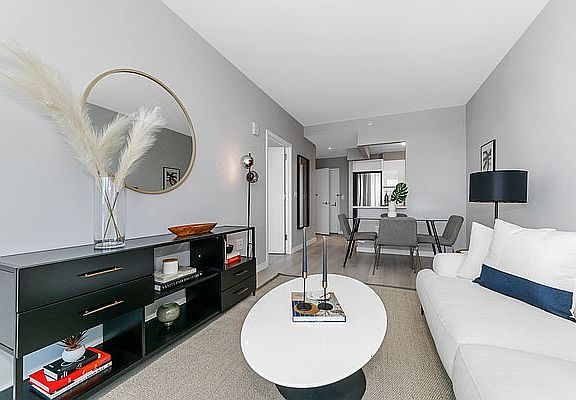3rd image of 800 Flatbush Ave APT 1006