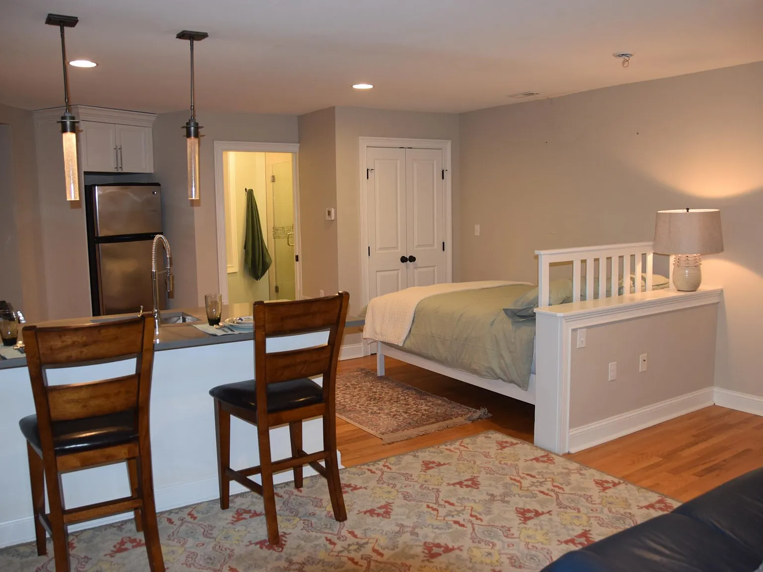 Studio, 500 sqft, $1,850 — Photo 3