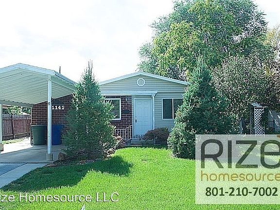 2nd image of 1141 N Topaz Dr