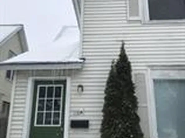 290 1/2 Van Raalte Ave, Holland, MI 49423