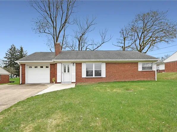 126 S Patton Dr, Coraopolis, PA 15108