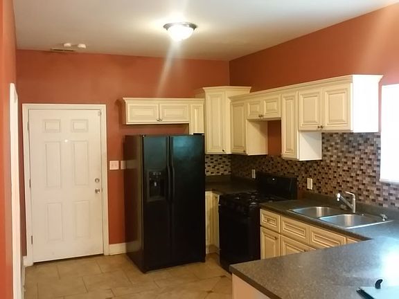 4th image of 6819 S Evans Ave