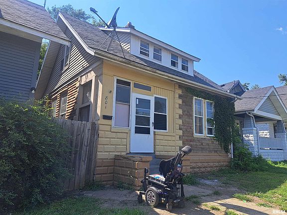 2nd image of 801 S Blaine St