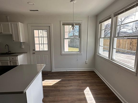 4th image of 3487 Cynthia Dr