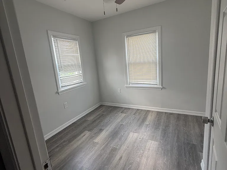 7 Llewellyn Ave #2 — Photo 8