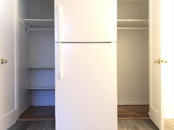 4th image of 8606 35th Ave APT 1G