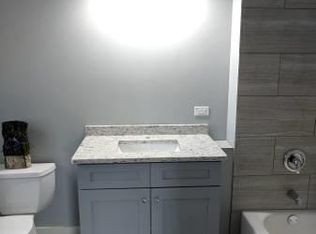 5231 S Michigan Ave, Chicago, IL 60615