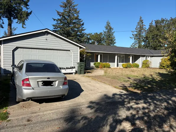 8603 Meadow Rd SW, Lakewood, WA 98499