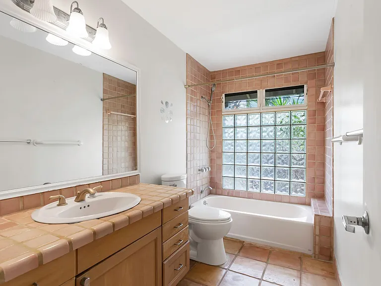 325 Hamakua Dr — Photo 13