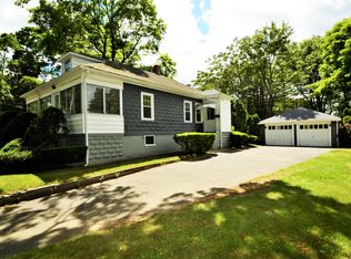 85 Kendall Ln, Natick, MA 01760