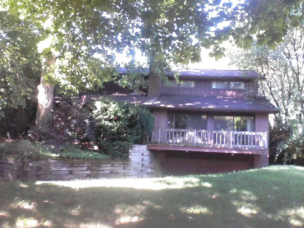 722 Shady Ave photo 1