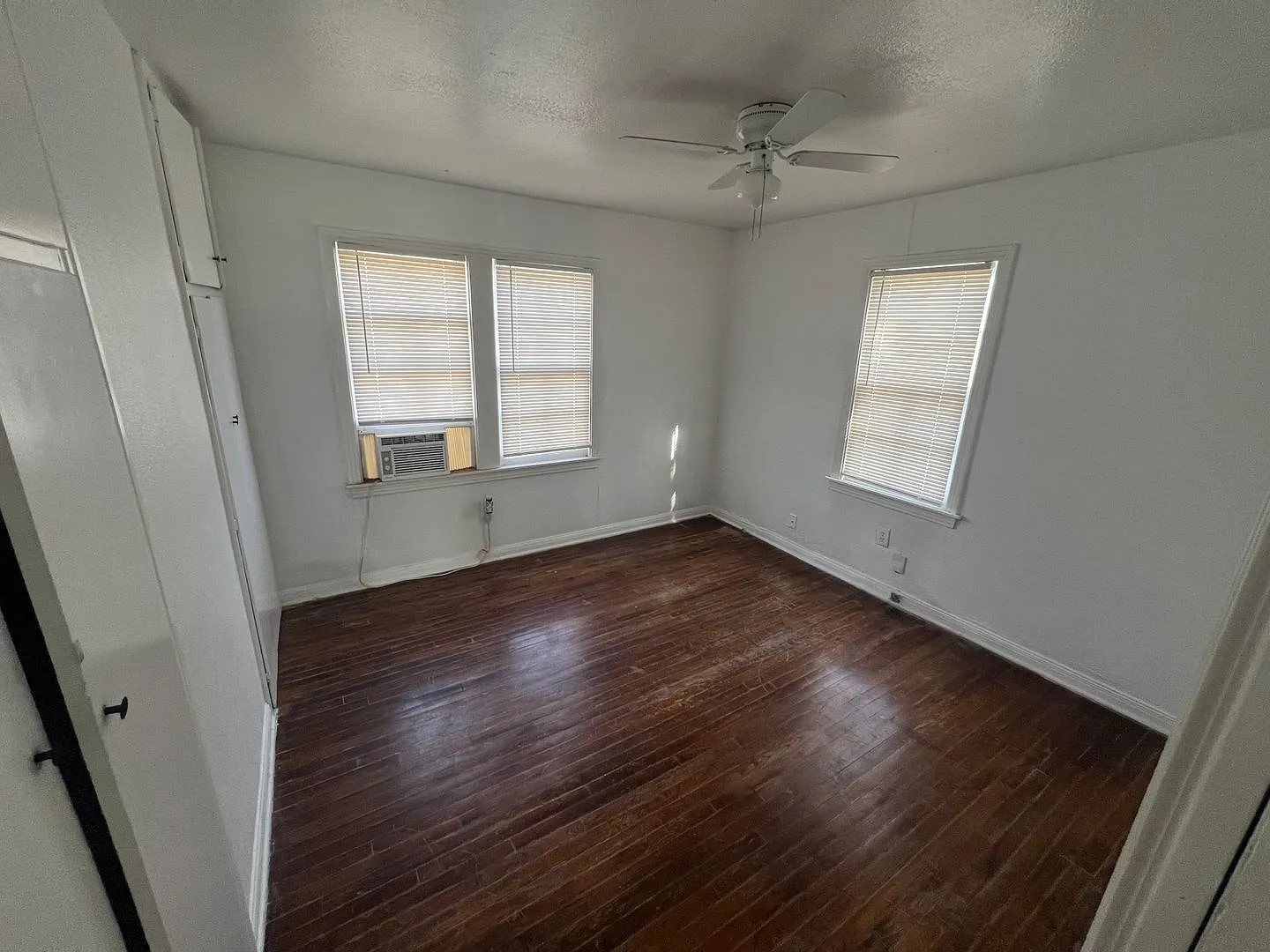 2 Bed 1 Bath Home — Photo 4