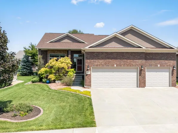 8910 S 28th St, Lincoln, NE 68516