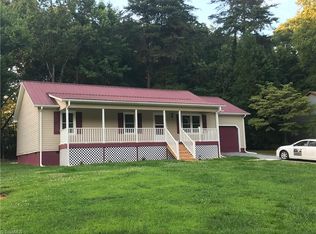 605 Apache Dr, Winston Salem, NC 27107