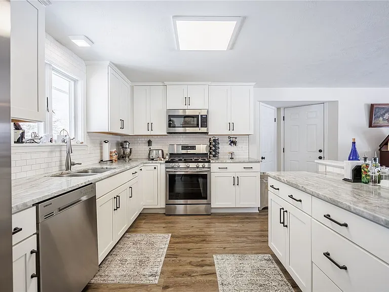 7497 Lake Ave — Photo 7