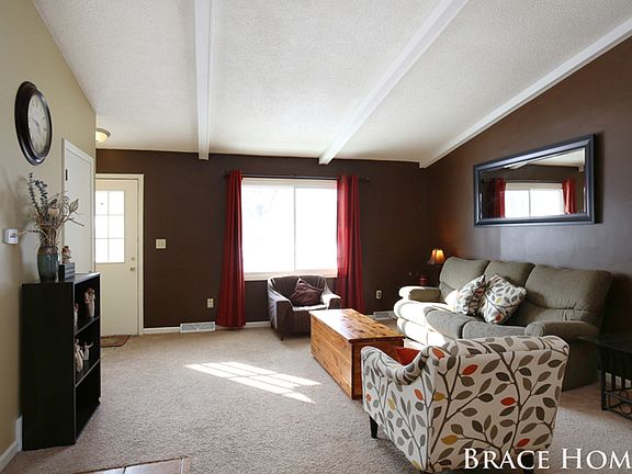 3rd image of 221 Andover St SE