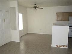 5th image of 1712 N Jones Blvd