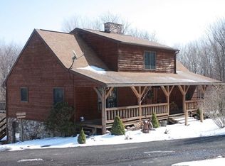 12114 Kemp Dr NW, Frostburg, MD 21532