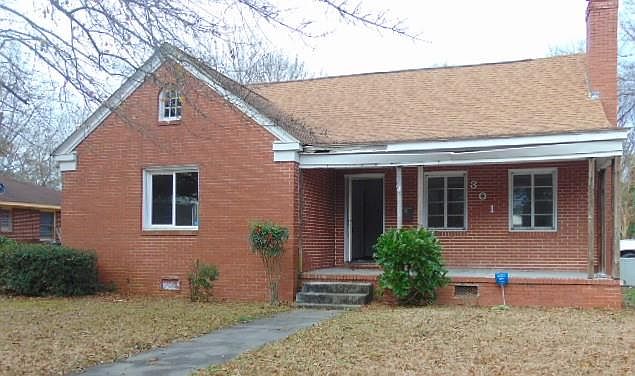 1st image of 301 S Leslie St