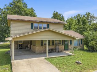 180 Florida Ave N, Parsons, TN 38363