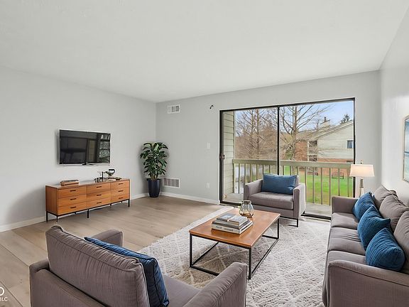 5th image of 7220 Village Parkway Dr #8