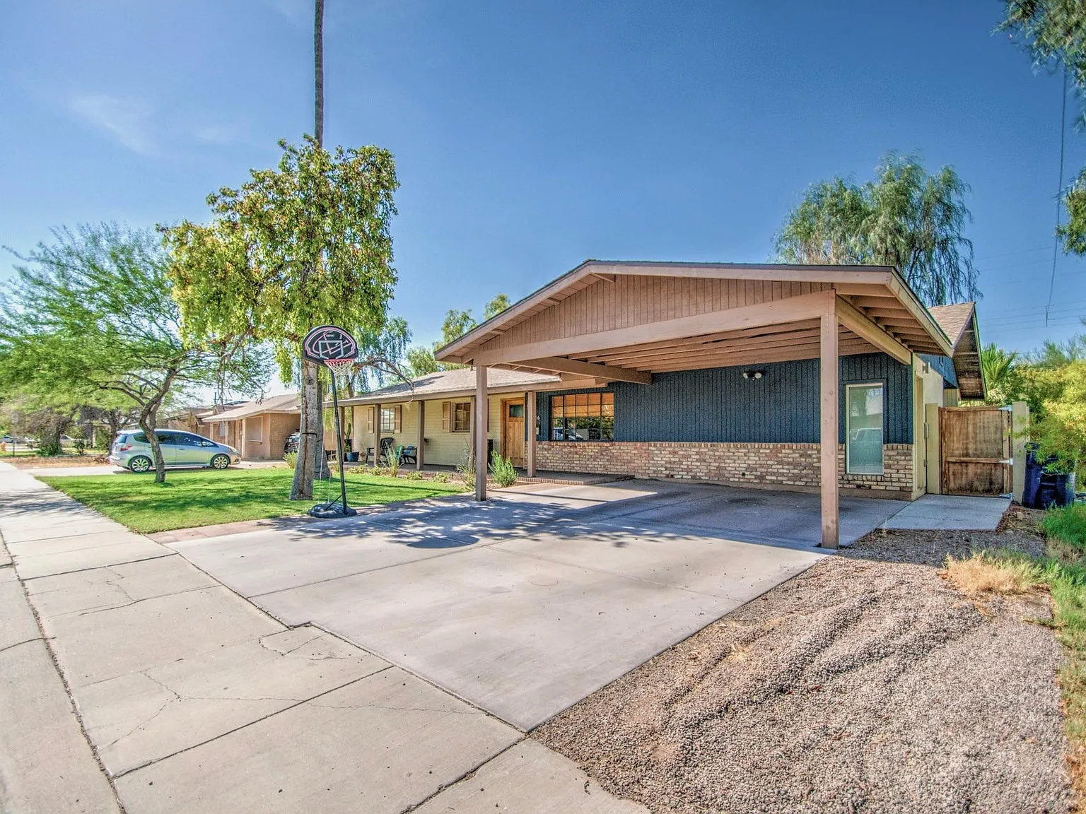 4 bed, 1450 sqft, $3,250 — Photo 3