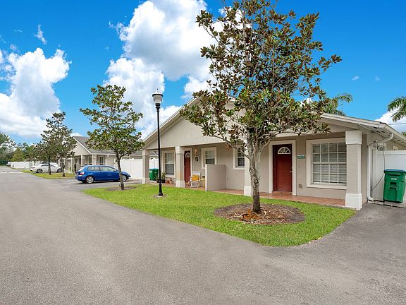2nd image of 2300 Chera Ct #2338