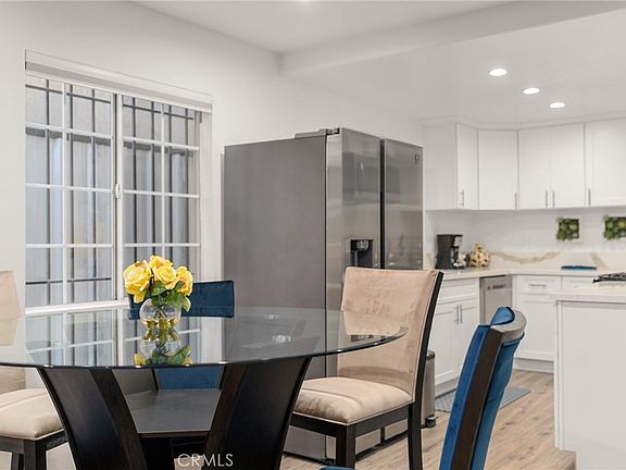 3rd image of 7516 Avalon Blvd
