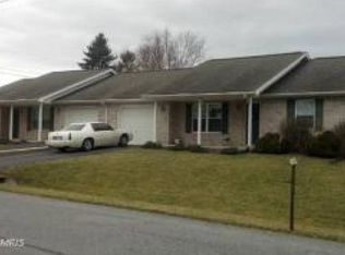 13401 Cherry Tree Cir, Hagerstown, MD 21742