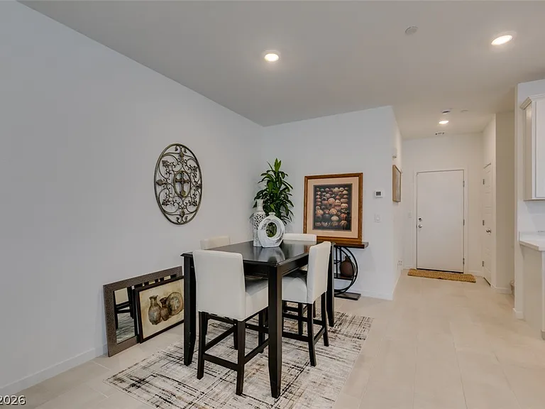 1535 Maria Crossing Ave — Photo 5