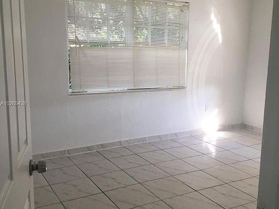 4th image of 1791 Marseille Dr APT 3
