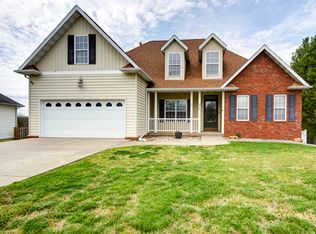 3167 N Hoffman Ave, Springfield, MO 65803