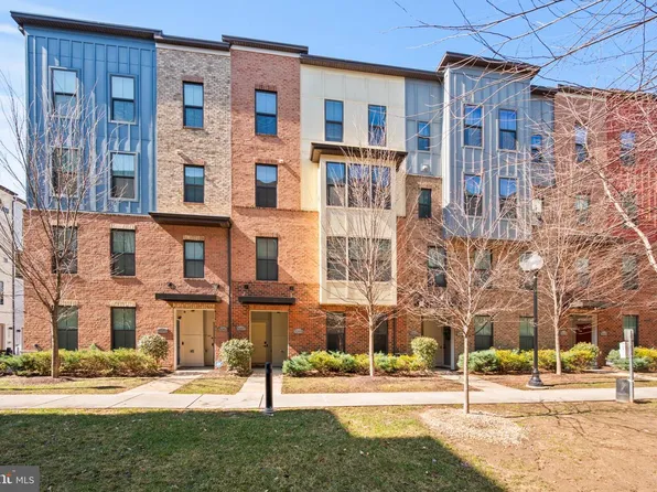 3207 Tribune Ct, Hyattsville, MD 20782