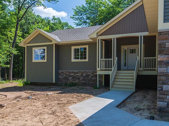 3rd image of 1647 229th Ln NE