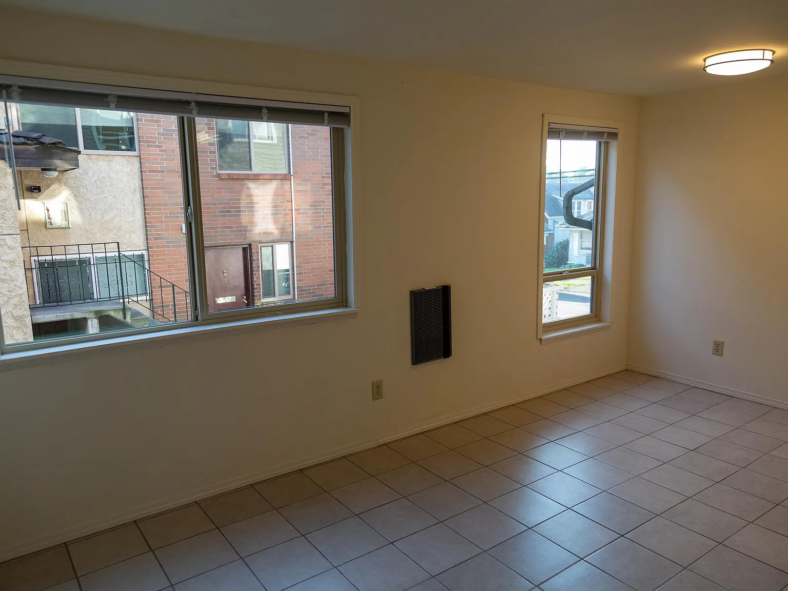 Pinetree Apartments LLC - 203 — Photo 2