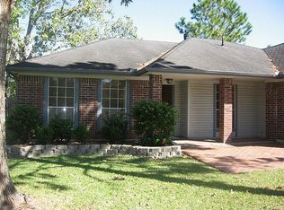 4751 Saint Lawrence Dr, Friendswood, TX 77546