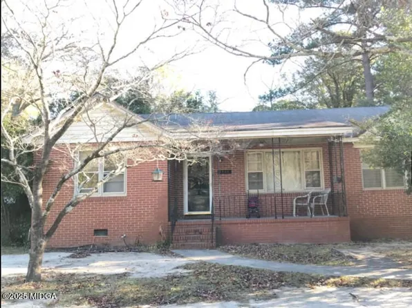 1166 Lamont St, Macon, GA 31204