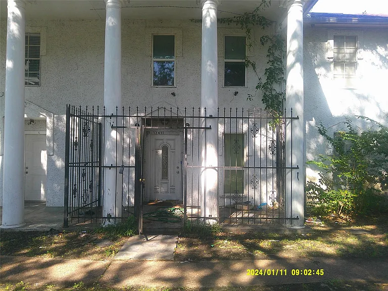 12411 W Village Dr #D — Photo 8
