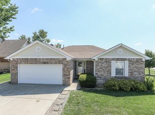 53 Clear Spring Ln, Trafalgar, IN 46181