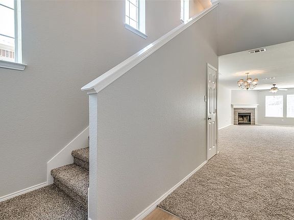 3rd image of 10109 Benwick Dr